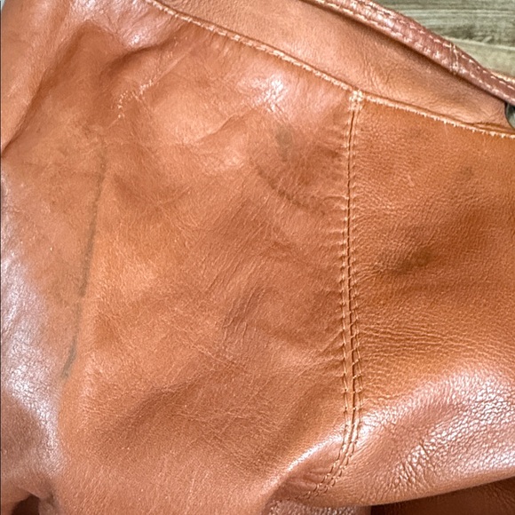{Georgetown Leather} Bucket boho leather bag - Picture 12 of 12